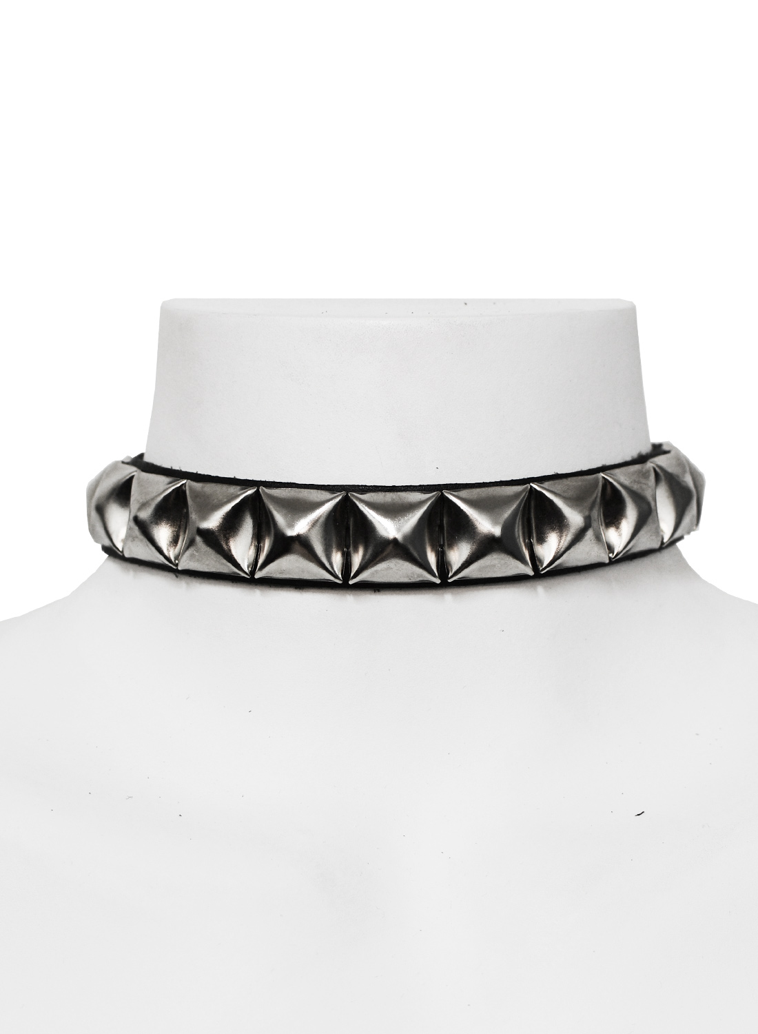 1-Row Pyramid-Leather Choker Black